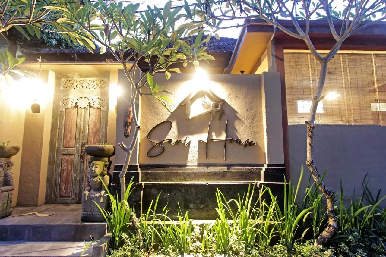 Sari House Ubud - Balinese Style Homestay Indonesia