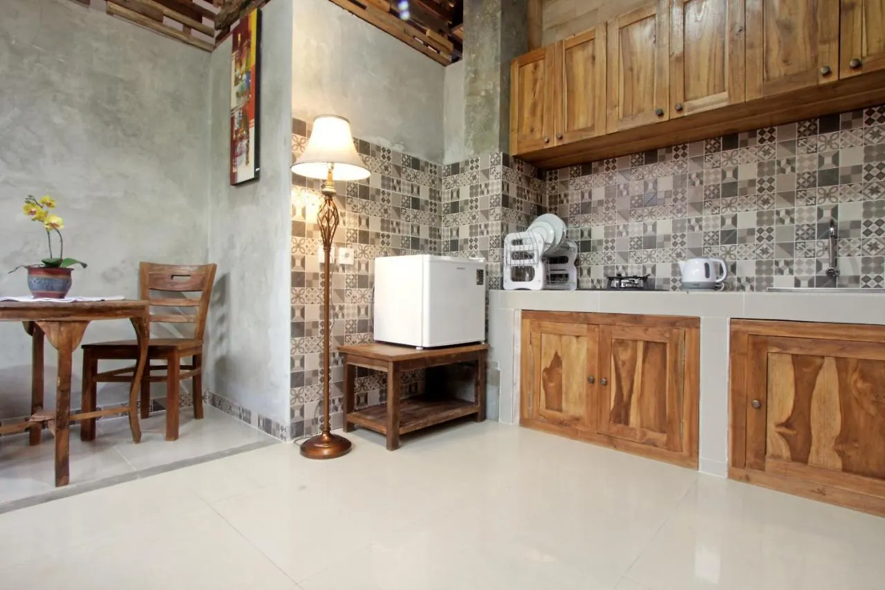 Sari House Ubud - Balinese Style Homestay