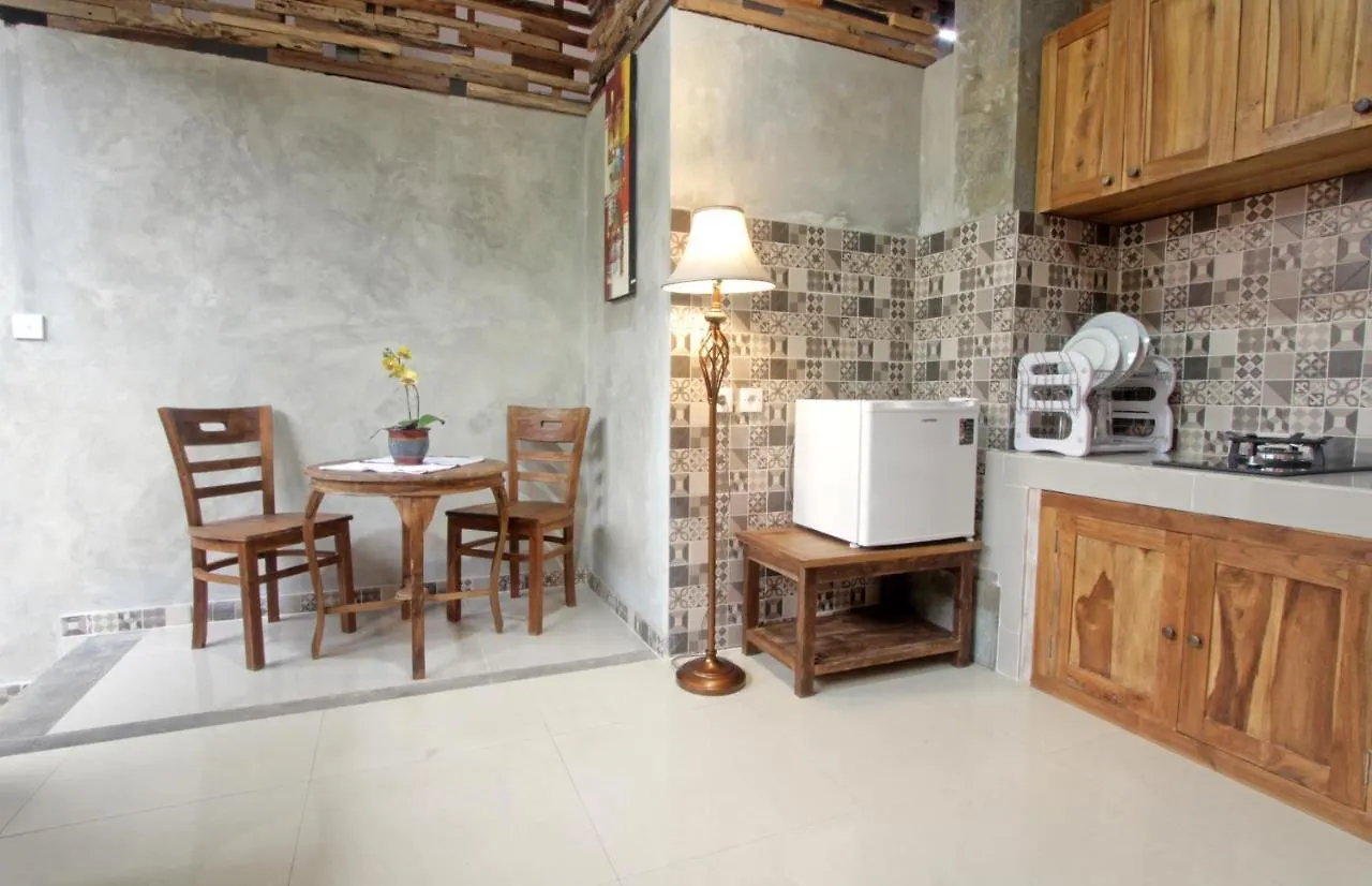 Sari House Ubud - Balinese Style Homestay